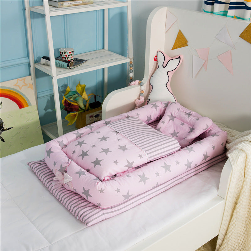 Portable Crib Middle Bed