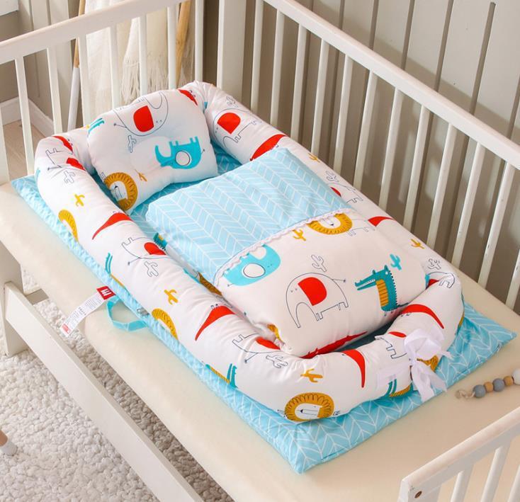 Portable Crib Middle Bed